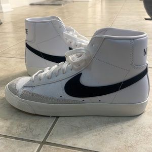 Black and white Nike Blazers, women’s size 9